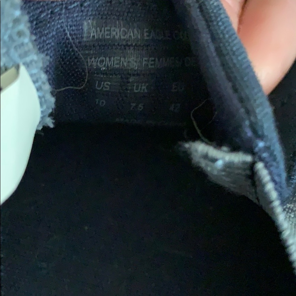 Shoes - Picture 4 of 4